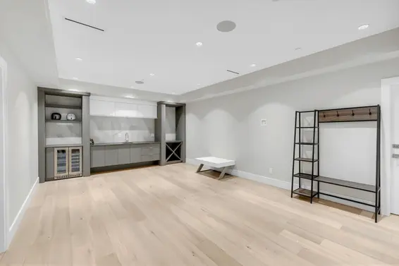 31 Glenmore Drive, West Vancouver For Sale - image 18