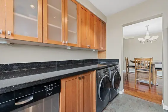 801 114 West Keith Road, North Vancouver For Sale - image 14