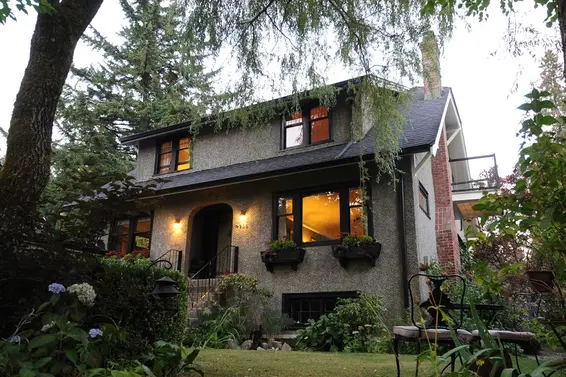 4308 Nottingham Road, North Vancouver