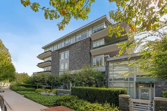 501 866 Arthur Erickson Place, West Vancouver