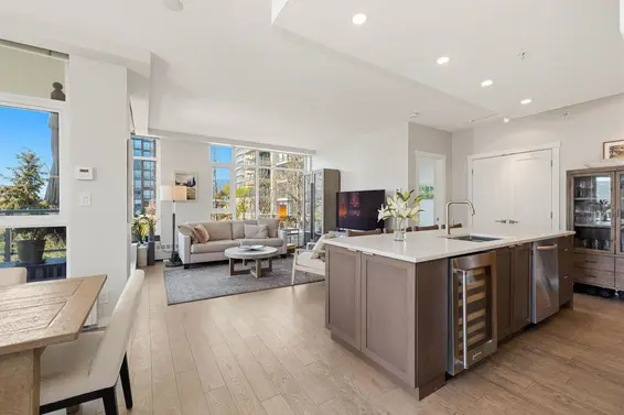 208 135 West 2nd Street, North Vancouver For Sale - image 13