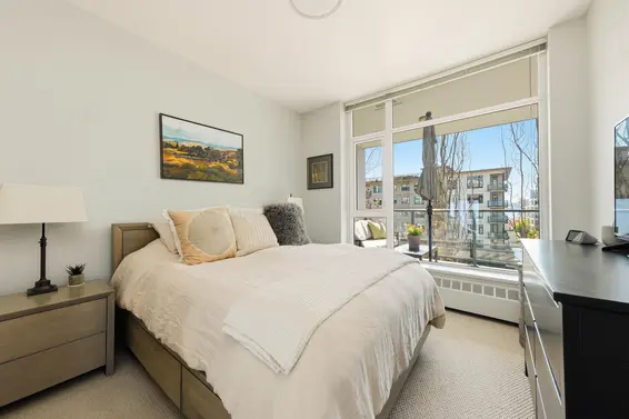 208 135 West 2nd Street, North Vancouver For Sale - image 17