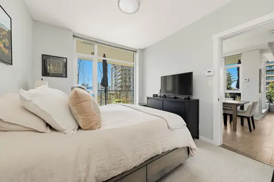 208 135 West 2nd Street, North Vancouver For Sale - image 18