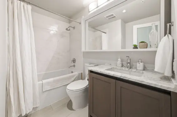 208 135 West 2nd Street, North Vancouver For Sale - image 24