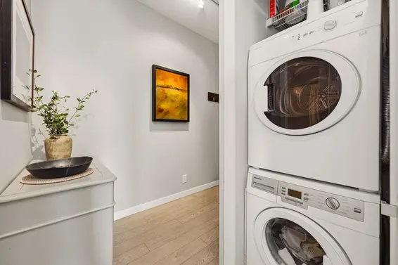 208 135 West 2nd Street, North Vancouver For Sale - image 25