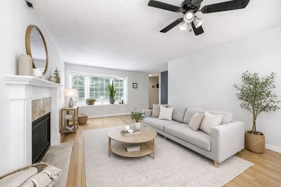 1749 Deep Cove Road, North Vancouver For Sale - image 12