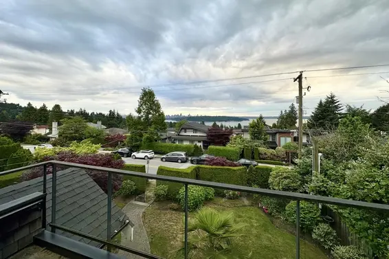 1479 Mathers Avenue, West Vancouver
