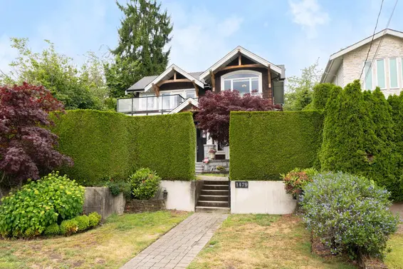 1479 Mathers Avenue, West Vancouver For Sale - image 2
