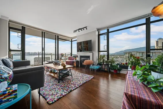 1404 155 West 1st Street, North Vancouver For Sale - image 4