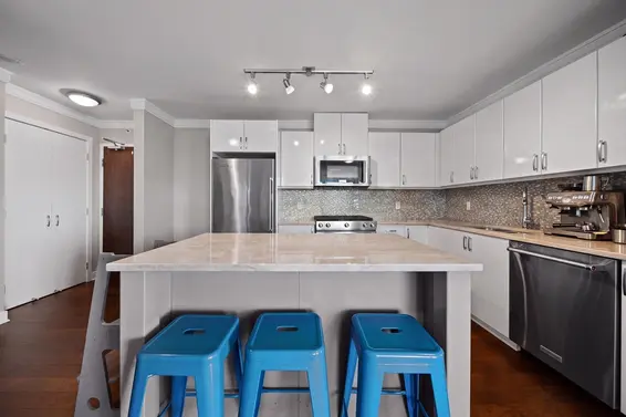 1404 155 West 1st Street, North Vancouver For Sale - image 7