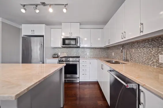 1404 155 West 1st Street, North Vancouver For Sale - image 8