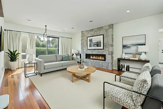 1609 Bewicke Avenue, North Vancouver For Sale - image 3