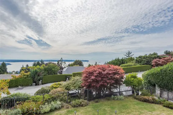1393 Chartwell Drive, West Vancouver