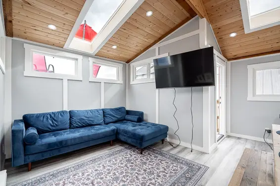 A24 415 Esplanade, North Vancouver For Sale - image 13