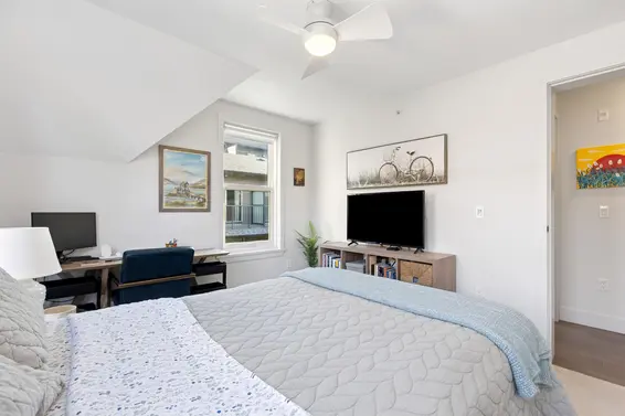 1 & 2 244 East 5th Street, North Vancouver For Sale - image 17
