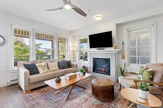 1 & 2 244 East 5th Street, North Vancouver For Sale - image 3