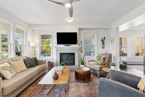 1 & 2 244 East 5th Street, North Vancouver For Sale - image 4