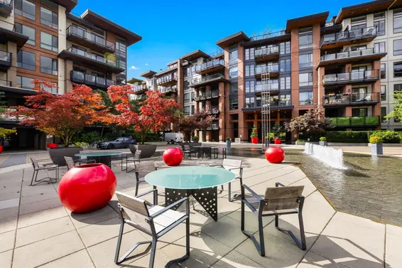 404 733 West 3rd Street, North Vancouver