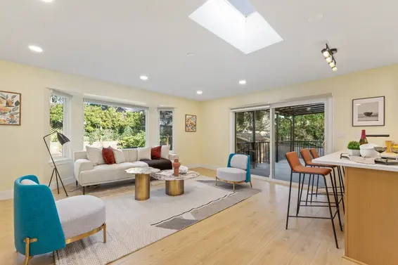 2518 Swinburne Avenue, North Vancouver For Sale - image 11