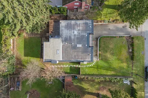 2518 Swinburne Avenue, North Vancouver For Sale - image 34