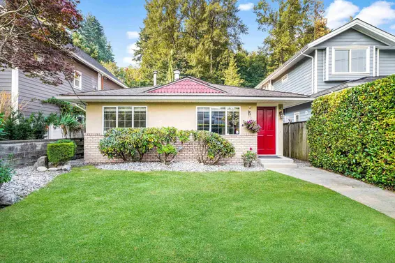 1412 Hope Road, North Vancouver For Sale - image 1