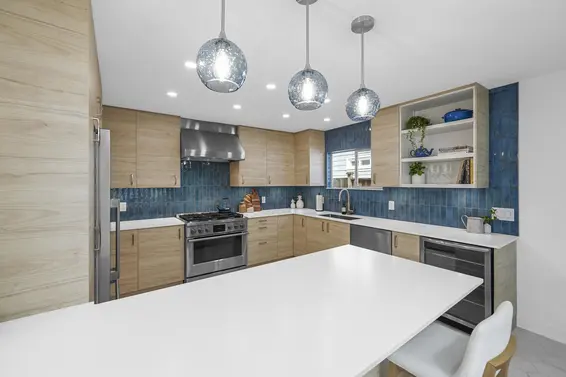 1412 Hope Road, North Vancouver For Sale - image 9