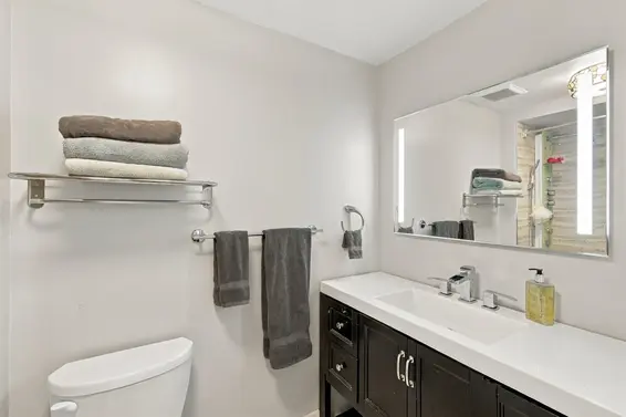 1063 Heritage Boulevard, North Vancouver For Sale - image 17