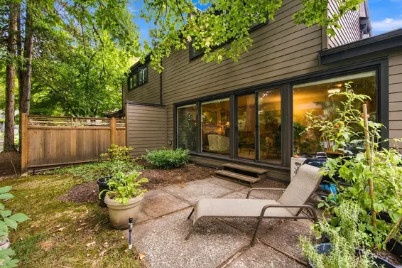1063 Heritage Boulevard, North Vancouver For Sale - image 19
