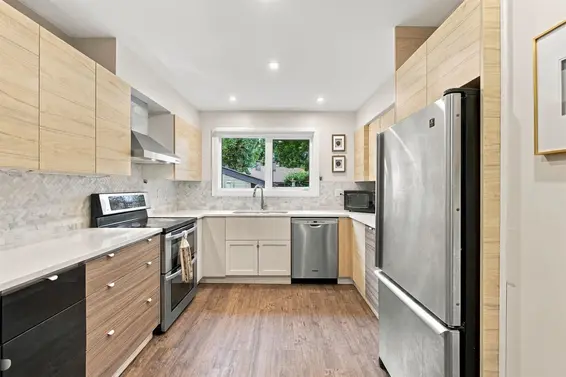 1063 Heritage Boulevard, North Vancouver For Sale - image 7