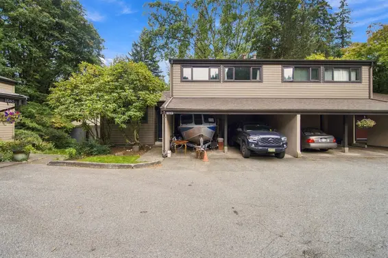 1063 Heritage Boulevard, North Vancouver For Sale - image 9