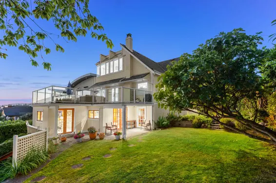 1104 Esquimalt Avenue, West Vancouver For Sale - image 1