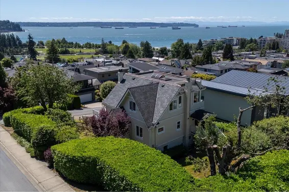 1104 Esquimalt Avenue, West Vancouver For Sale - image 39