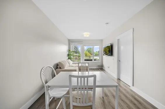 208 1496 Charlotte Road, North Vancouver For Sale - image 9