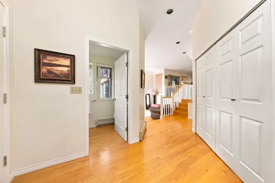 1523 Lawson Avenue, West Vancouver For Sale - image 2