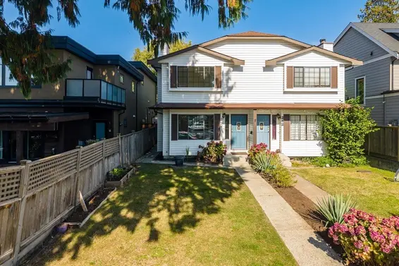 240 East 18th Street, North Vancouver