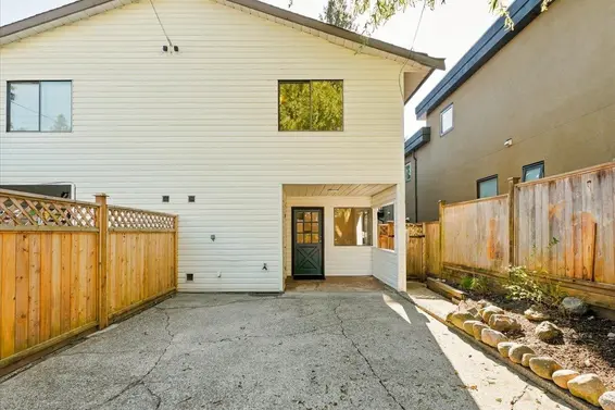 240 East 18th Street, North Vancouver For Sale - image 26