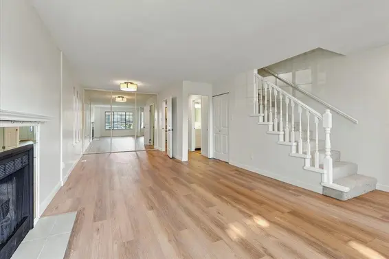 240 East 18th Street, North Vancouver For Sale - image 4