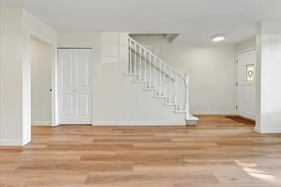 240 East 18th Street, North Vancouver For Sale - image 6