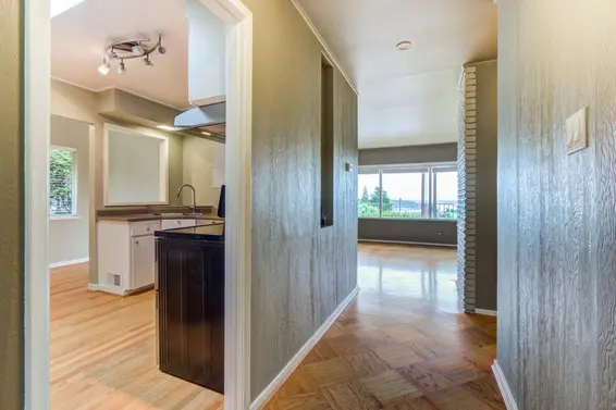 1530 Nelson Avenue, West Vancouver For Sale - image 3