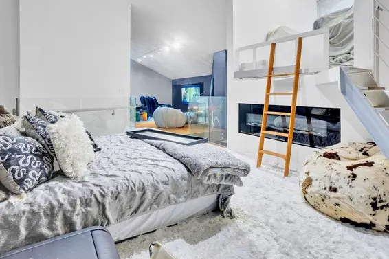 1306 33 Chesterfield Place, North Vancouver For Sale - image 17