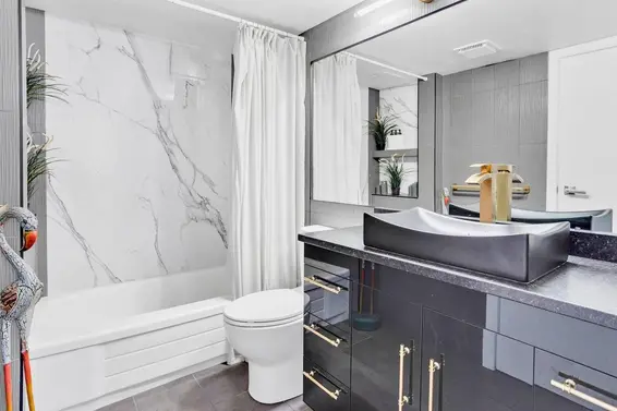 1306 33 Chesterfield Place, North Vancouver For Sale - image 18