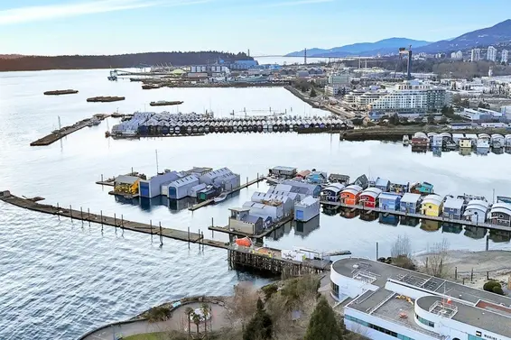 1306 33 Chesterfield Place, North Vancouver For Sale - image 35