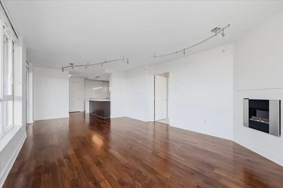 709 160 West 3rd Street, North Vancouver For Sale - image 15
