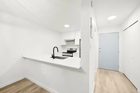 207 360 East 2nd Street, North Vancouver For Sale - image 10