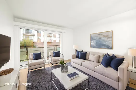 207 360 East 2nd Street, North Vancouver For Sale - image 3