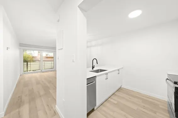 207 360 East 2nd Street, North Vancouver For Sale - image 7