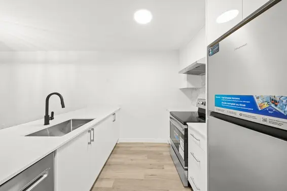 207 360 East 2nd Street, North Vancouver For Sale - image 8