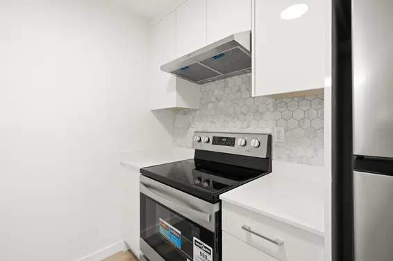 207 360 East 2nd Street, North Vancouver For Sale - image 9