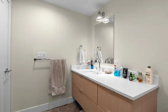 203 1496 Charlotte Road, North Vancouver For Sale - image 27