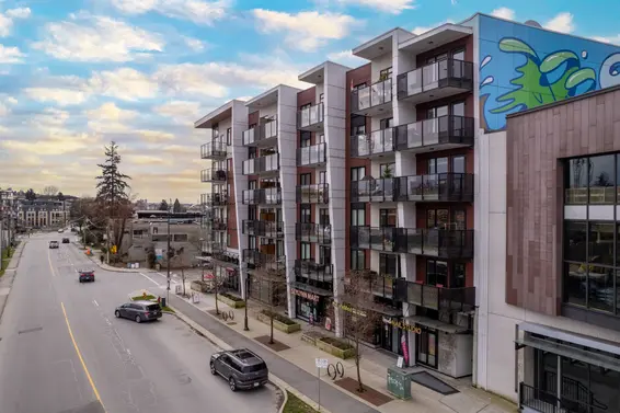 203 1496 Charlotte Road, North Vancouver For Sale - image 3